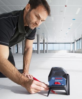 Bosch Нівелір лазерний GCL 2-15 + RM1, точність ± 0.3 мм/м, до 15 м, 0.5 кг (0.601.066.E00 0601066E00) 0.601.066.E00 фото