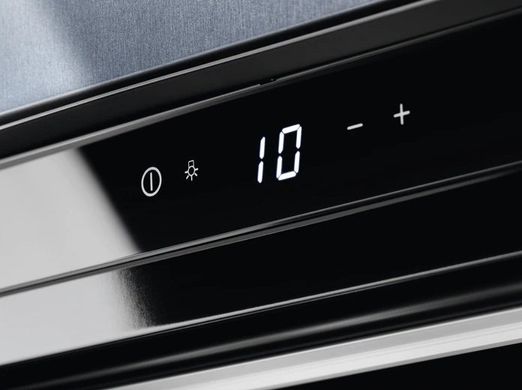 Встраиваемый винный шкаф Electrolux KBW5X KBW5X фото